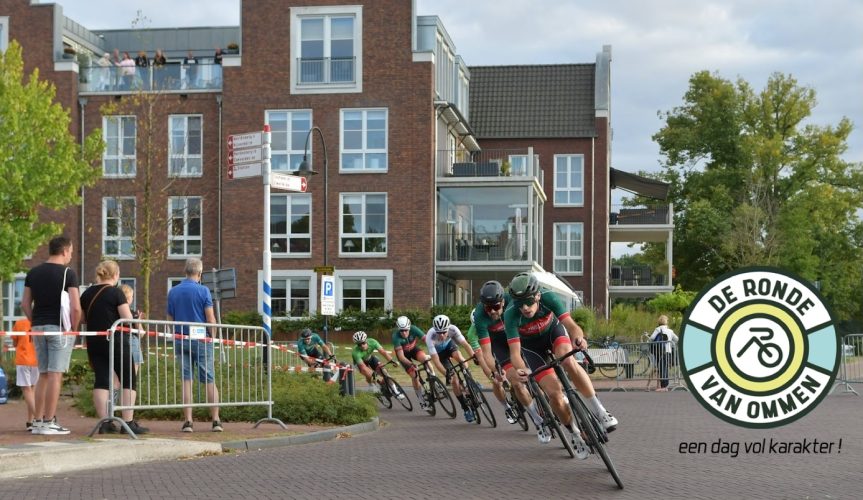 0297683_wielerronde_-_peloton_2
