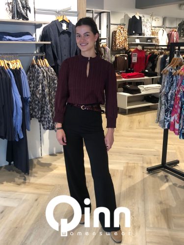 QINNWomenswear_kleedt_Rondemiss_KylieLoots_30082025